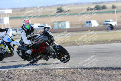 media/Feb-05-2023-Classic Track Day (Sun) [[c35aca4a42]]/Group 2/session 4 turn 4/